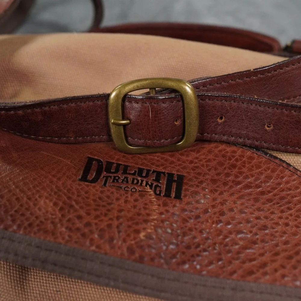 Duluth Trading 1 Night Stand Rolled Bag Tan Leather Canvas Suit Shoes Shaving